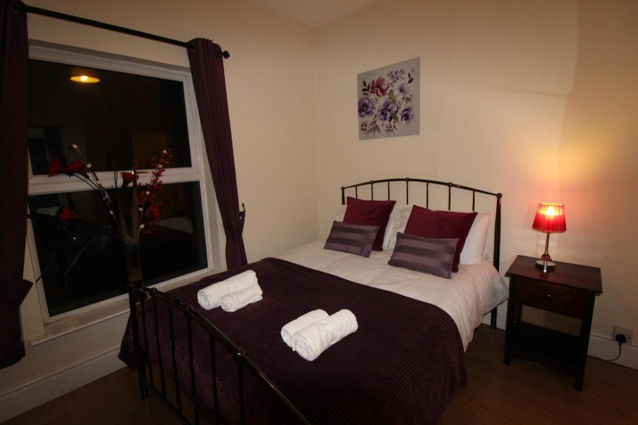 Staveley House Hotel ภายนอก รูปภาพ
