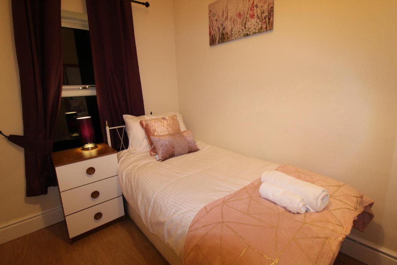 Staveley House Hotel ภายนอก รูปภาพ